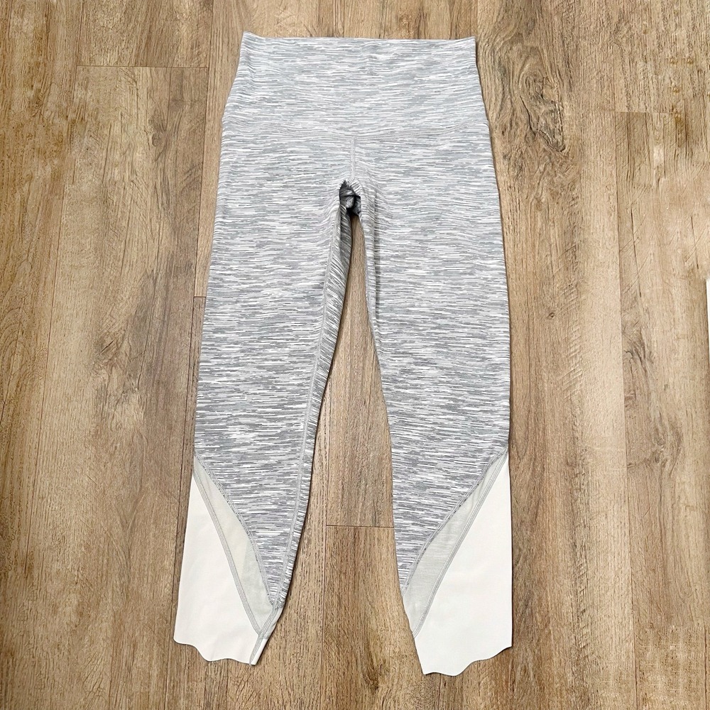 Lululemon Wunder Under Crop‎ II Special Edition Scallop 24"